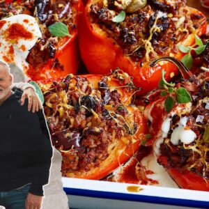 MY VEGAN DAD IS BACK with his epic STUFFED PEPPERS recipe ????